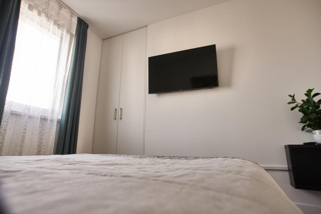 Starlight Silver Szeged - Exclusive Luaran gambar