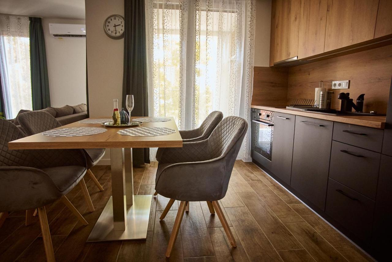 Starlight Silver Szeged - Exclusive Luaran gambar