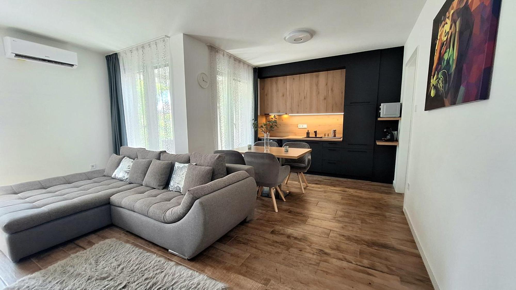Starlight Silver Szeged - Exclusive Luaran gambar